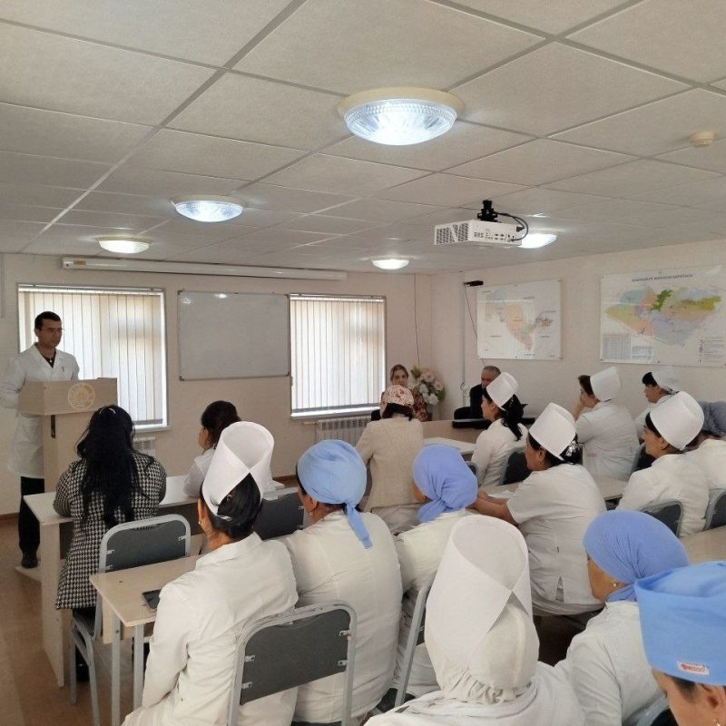 Жамоа шартномаси юзасидан конференция бўлиб ўтди.